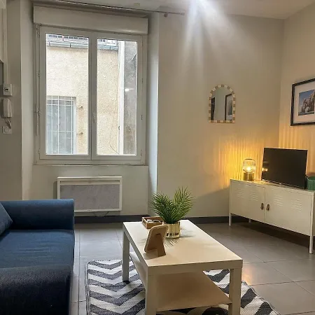 Visiter A Pied , 20 Min De La Cite , 9 Minutes De La Gare 公寓 *