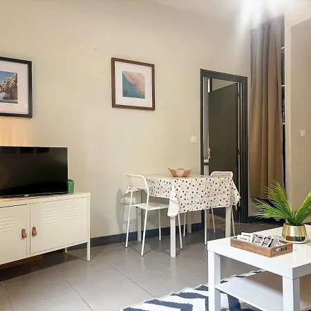 公寓 Visiter A Pied , 20 Min De La Cite , 9 Minutes De La Gare 卡尔卡松